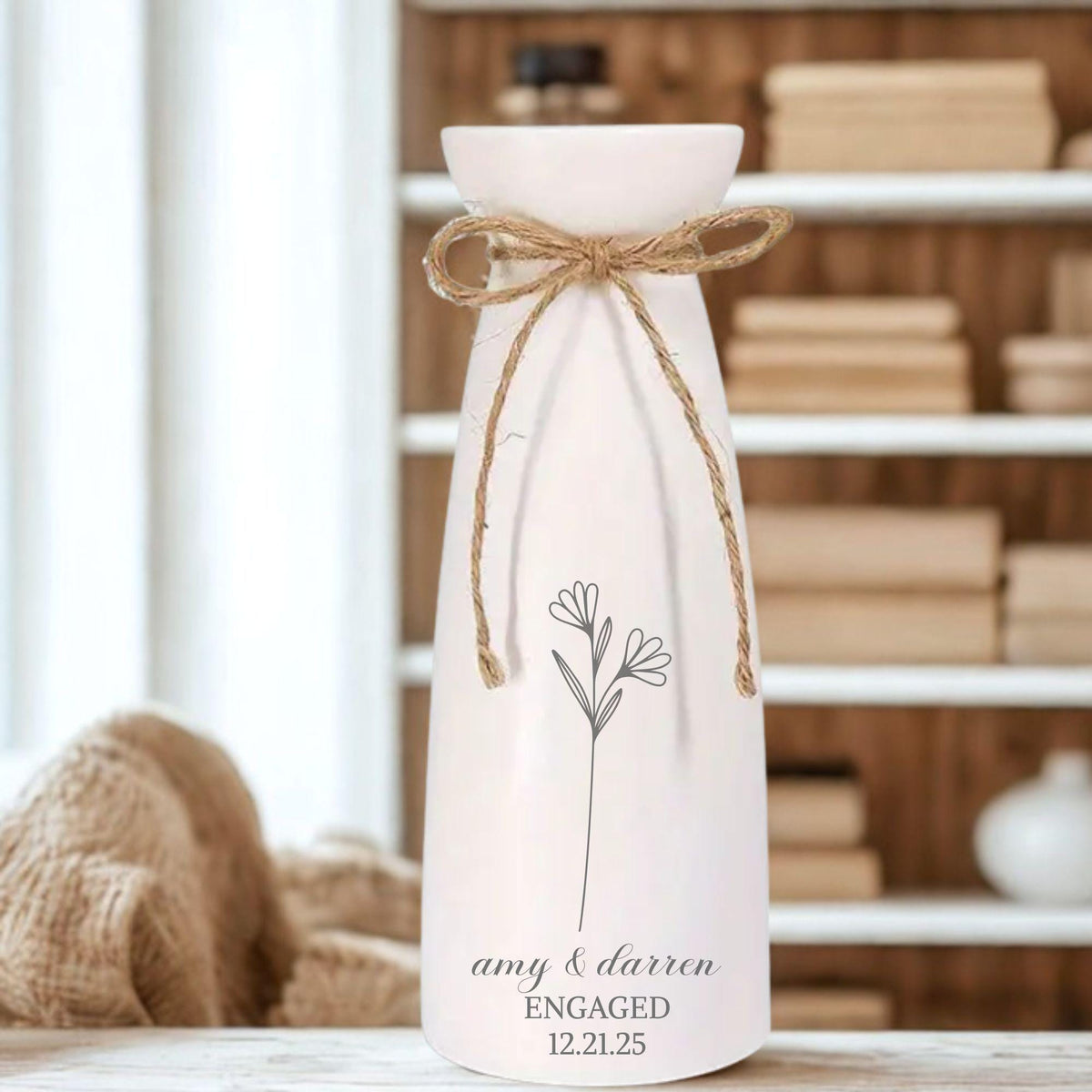 Personalized Flower Vase Engraved Wedding Vase Ceramic Home Decor Bridal Shower Vase Bridal to Be Centrepiece Farmhouse Flower Vase for Mom