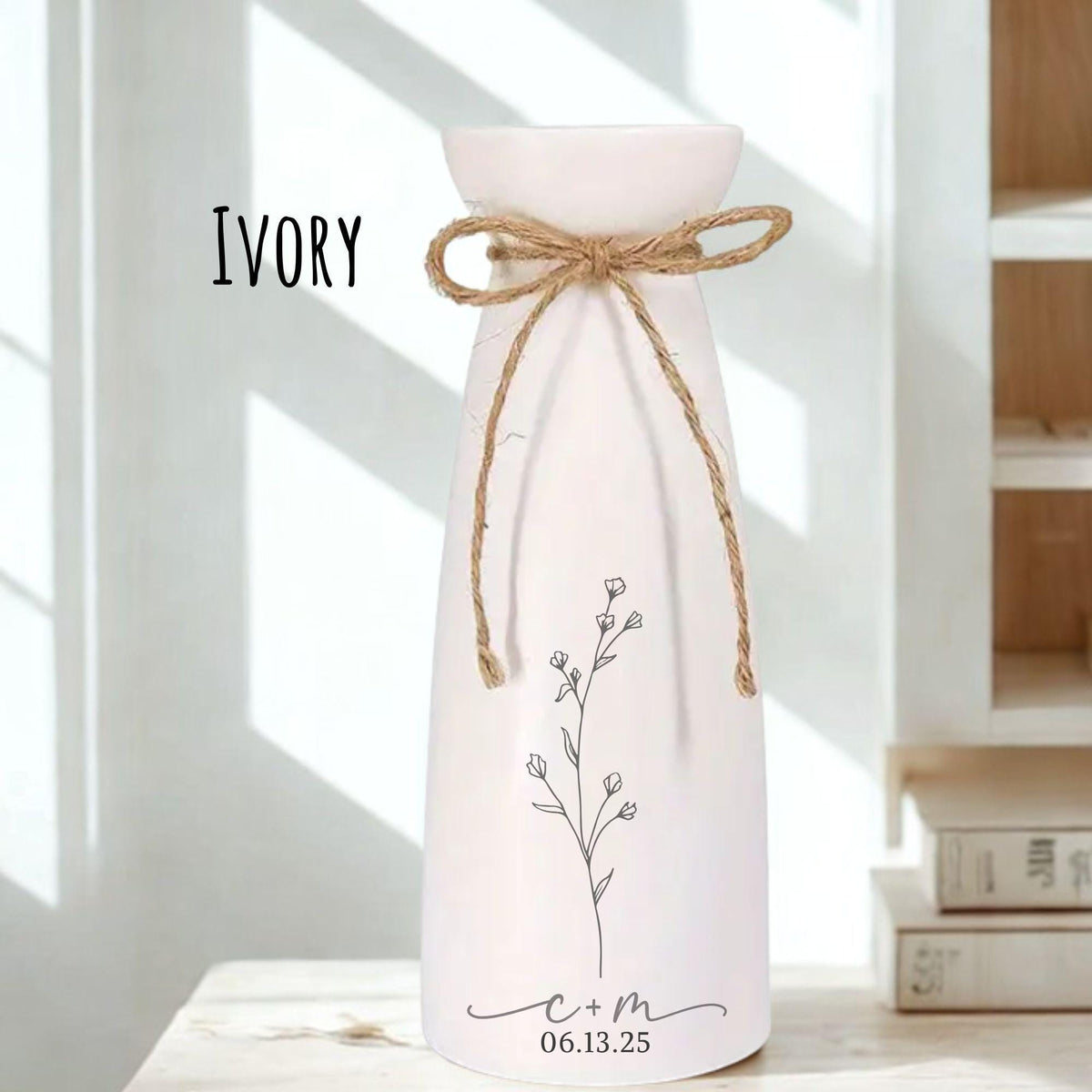 Personalized Flower Vase Engraved Wedding Vase Ceramic Home Decor Bridal Shower Vase Bridal to Be Centrepiece Farmhouse Flower Vase for Mom
